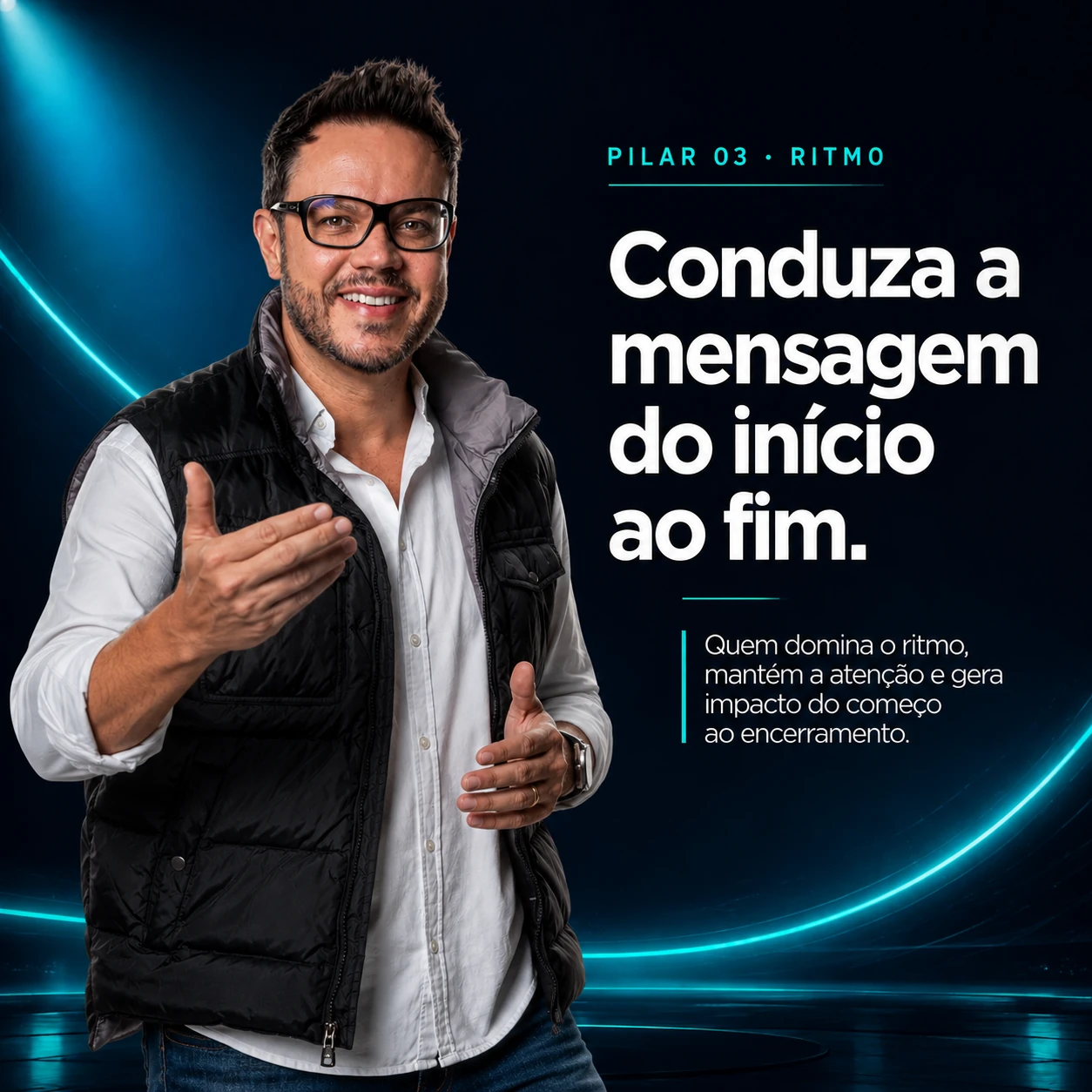 Vinícius com microfone em gravação