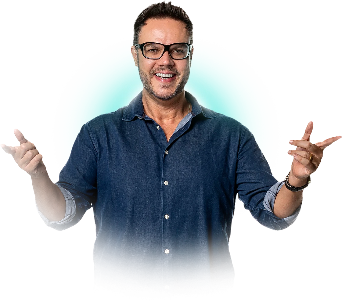 Vinícius Valverde, comunicador há mais de 25 anos na TV ao vivo